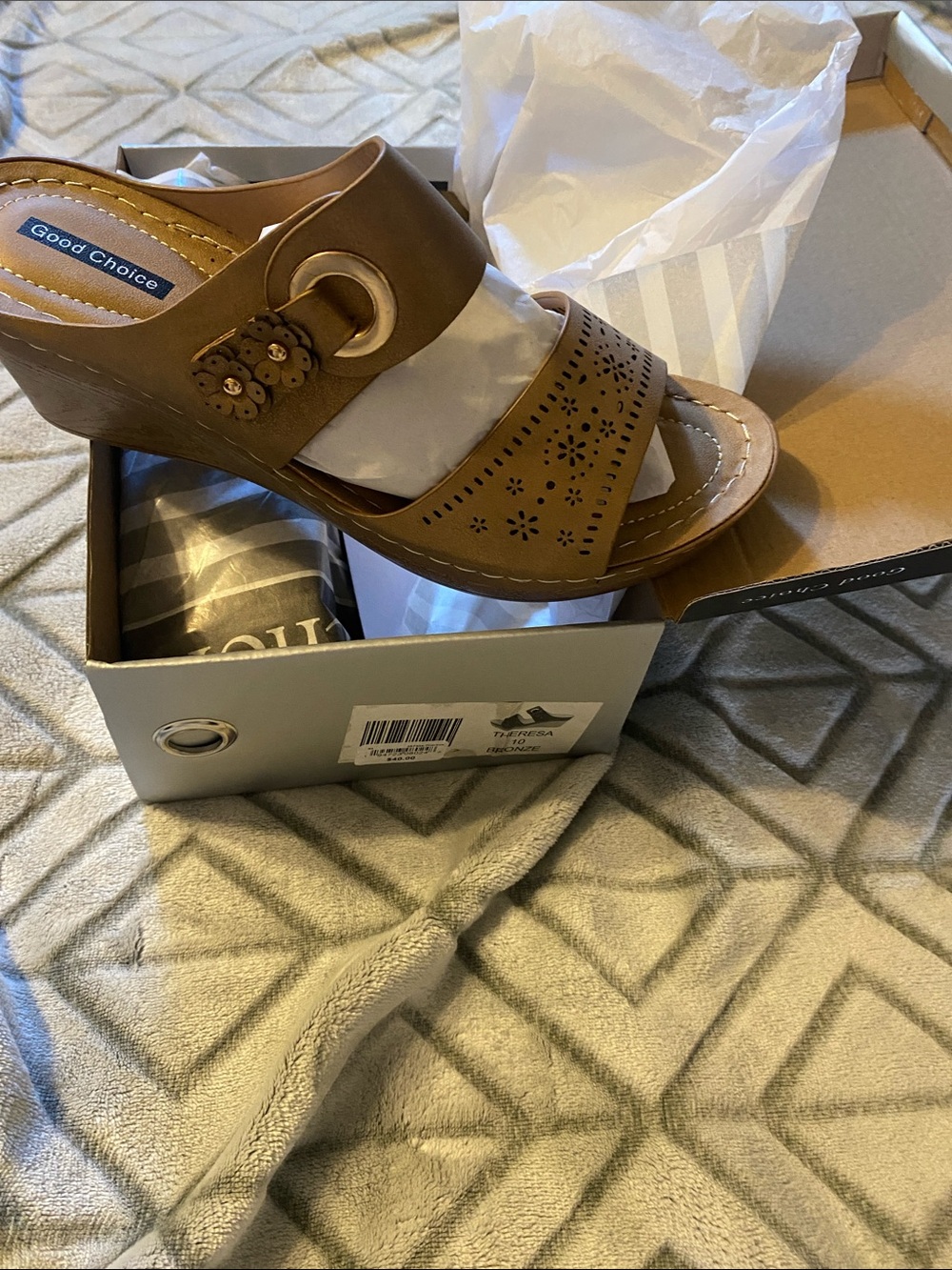 Theresa Good Choice Cut out Bronze Women’s Sandal-Size 10